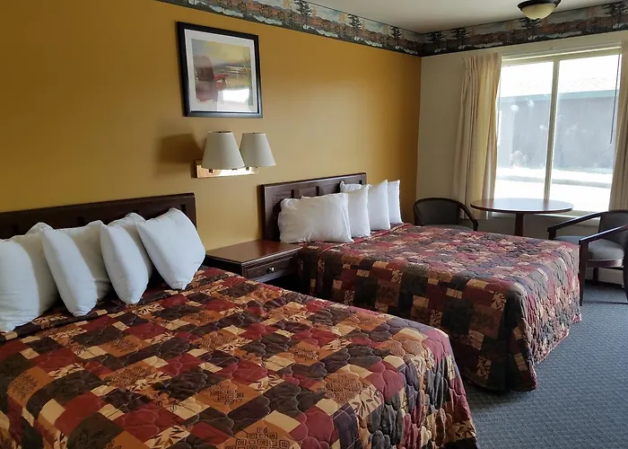 Clark\'S Beach Motel