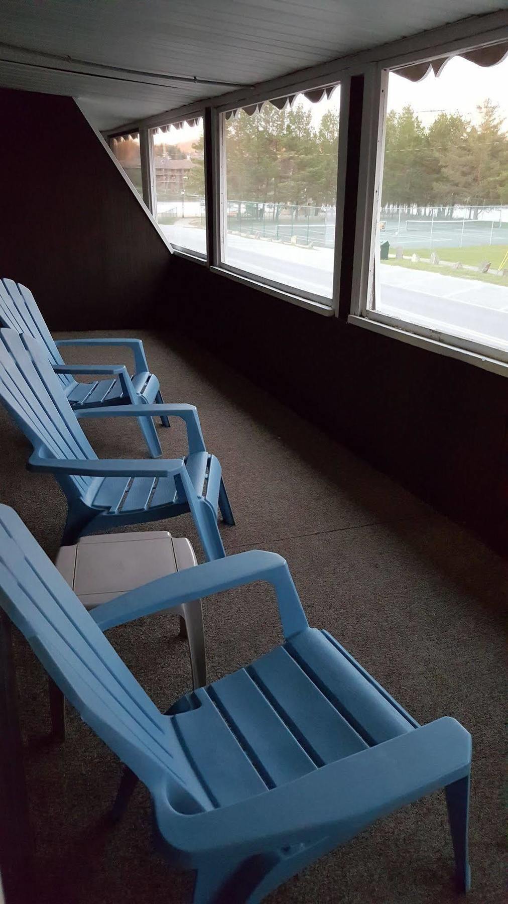 Motel Clark's